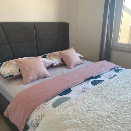 זאדאר Apartman Hajdi מראה חיצוני תמונה