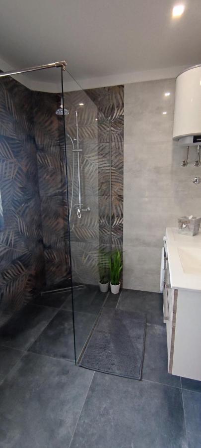 זאדאר Apartman Hajdi מראה חיצוני תמונה