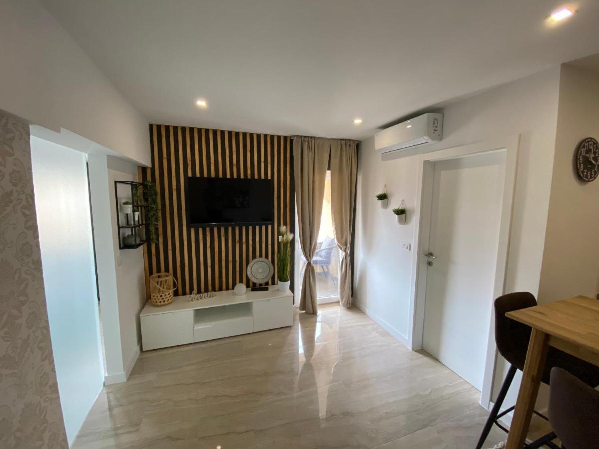 זאדאר Apartman Hajdi מראה חיצוני תמונה