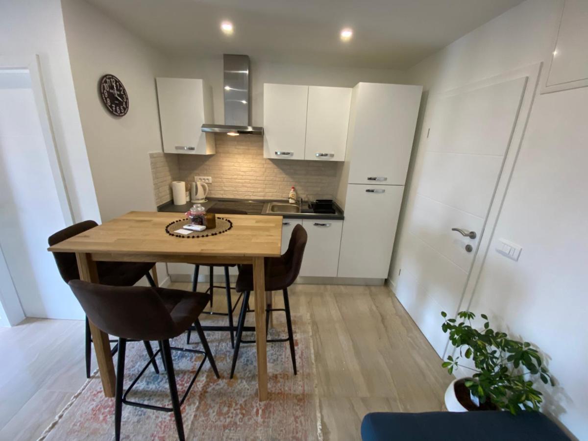 זאדאר Apartman Hajdi מראה חיצוני תמונה