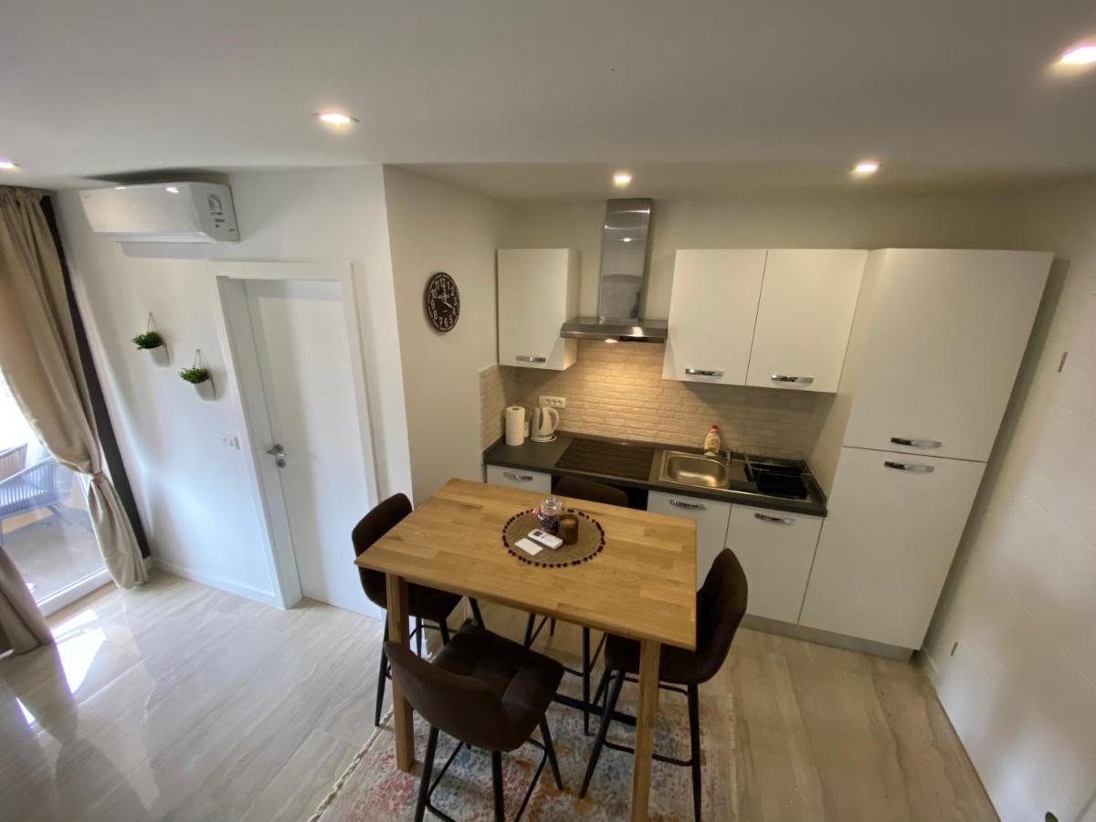 זאדאר Apartman Hajdi מראה חיצוני תמונה